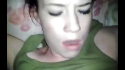Cam mom porno video izle üzerinde Busty babe
